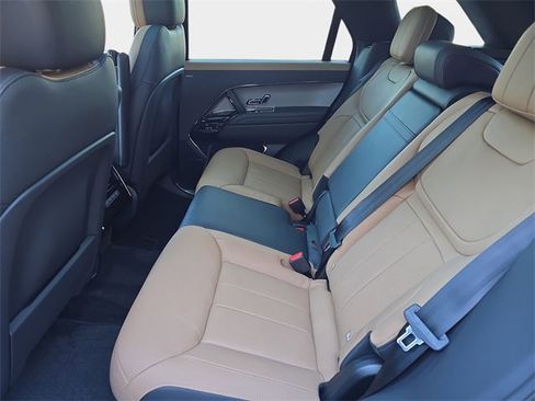 New 2026 Land Rover Range Rover Sport Dynamic SE image 10