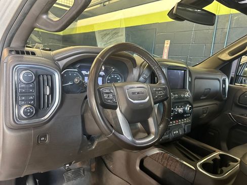 Used 2023 GMC Sierra 2500 Denali image 10