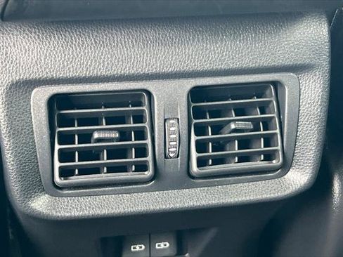 Certified 2023 Toyota Venza XLE AWD/4WD image 14