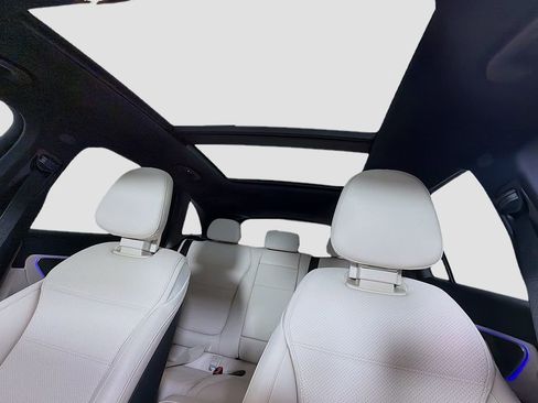 New 2026 Mercedes-Benz GLC 300 4MATIC image 15