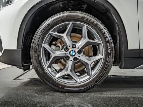 Used 2017 BMW X1 xDrive28i AWD/4WD image 10