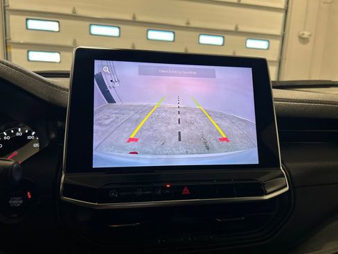 Used 2022 Jeep Compass Trailhawk w/ Trailhawk Convenience Group image 22