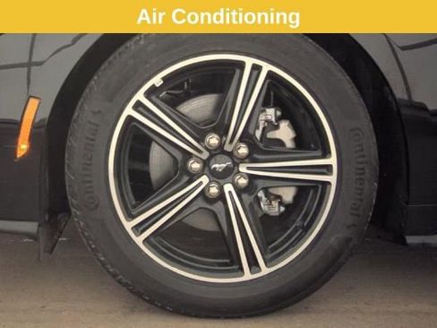 Used 2025 Ford Mustang Coupe image 7