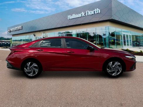 New 2025 Hyundai Elantra Sport w/ Cargo Package FWD image 9