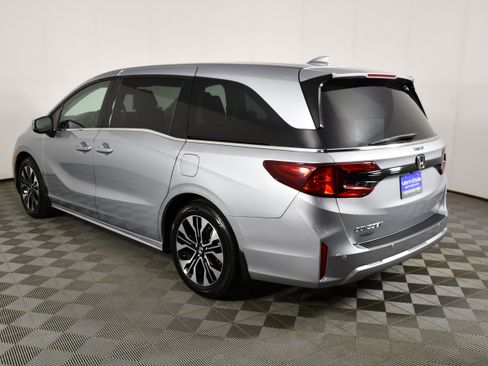 Certified 2025 Honda Odyssey Elite image 7