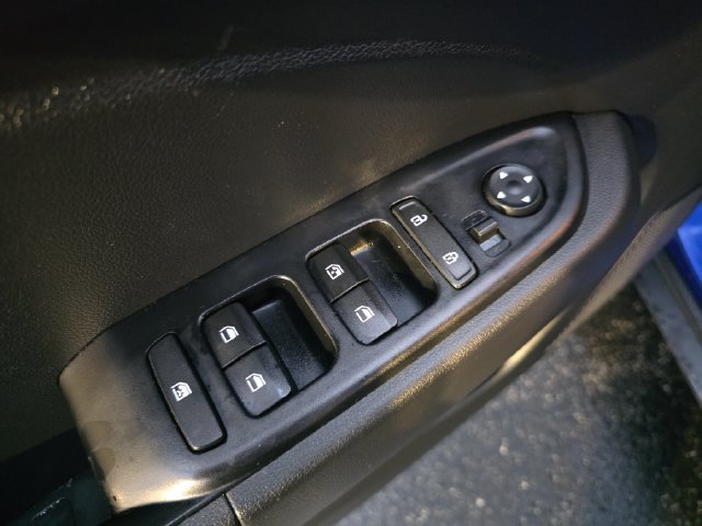 Used 2024 Hyundai Venue SEL FWD image 15