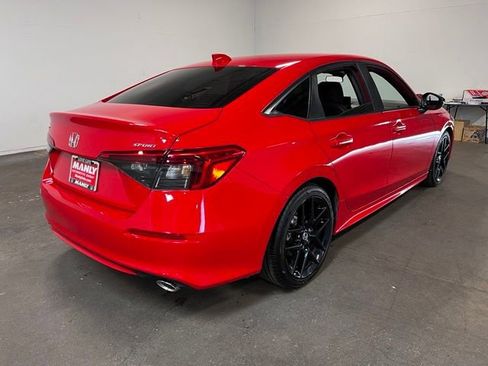 Used 2024 Honda Civic Sport image 3