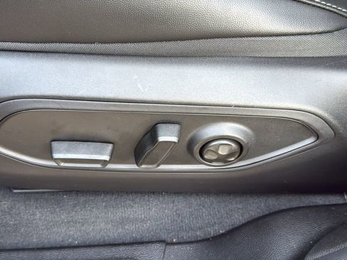 New 2025 Jeep Grand Cherokee Limited w/ Luxury Tech Group II image 22