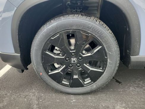 New 2026 Honda Pilot Black Edition image 17