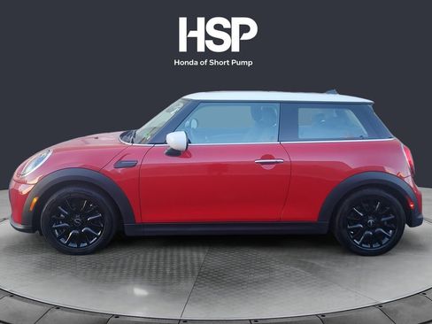 Used 2024 MINI Cooper 2-Door Hardtop FWD image 2