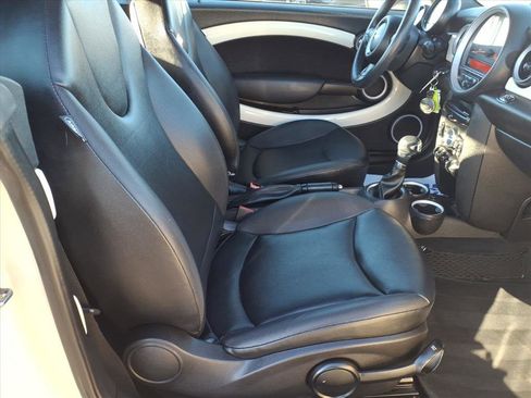 Used 2015 MINI Cooper Convertible image 11