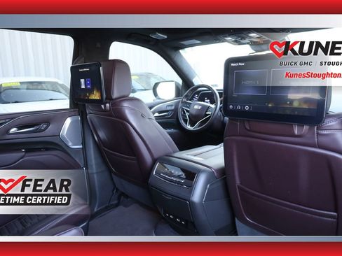 Used 2024 Cadillac Escalade ESV Sport Platinum w/ LPO, ONYX Package image 23