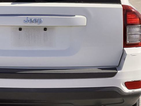 Used 2015 Jeep Compass Sport w/ Power Value Group image 5