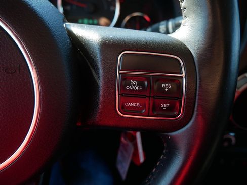 Used 2018 Jeep Wrangler Unlimited Sport image 24