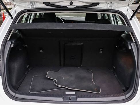 Used 2019 Volkswagen e-Golf SE w/ Driver Assistance Package image 26