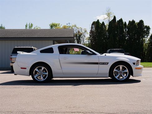 Used 2008 Ford Mustang GT Premium RWD image 4