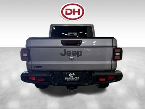 Used 2020 Jeep Gladiator Rubicon AWD/4WD image 11