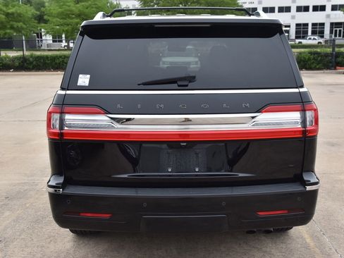 Used 2019 Lincoln Navigator Black Label w/ Cargo Package AWD/4WD image 8