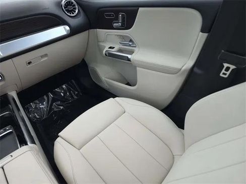 Certified 2025 Mercedes-Benz GLB 250 GLB 250 image 17