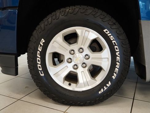 Used 2018 Chevrolet Silverado 1500 LT w/ All Star Edition image 15