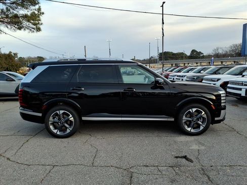 New 2026 Hyundai Palisade Limited image 2