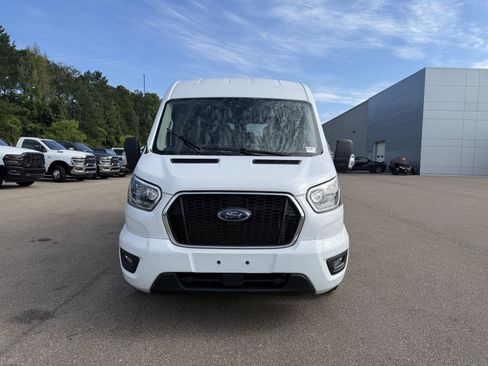 Used 2023 Ford Transit 350 XLT RWD image 2