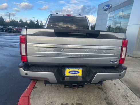 Used 2022 Ford F350 Platinum w/ FX4 Off-Road Package image 3