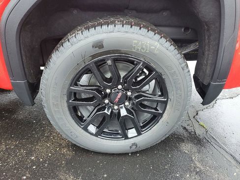 New 2026 GMC Sierra 1500 Elevation image 5