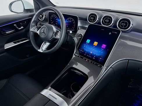 Certified 2026 Mercedes-Benz GLC 300 image 16