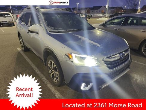Used 2022 Subaru Outback Limited image 1