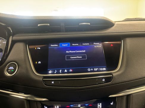 Used 2025 Cadillac XT5 Premium Luxury AWD/4WD image 38