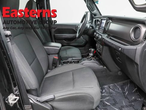 Used 2023 Jeep Wrangler Unlimited w/ 8.4" Radio Group image 25