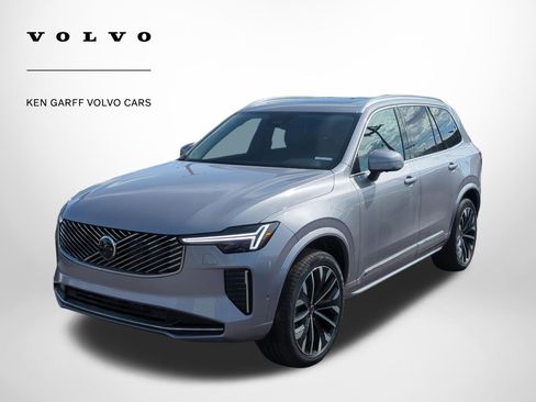 New 2026 Volvo XC90 B5 Plus w/ Protection Package image 8