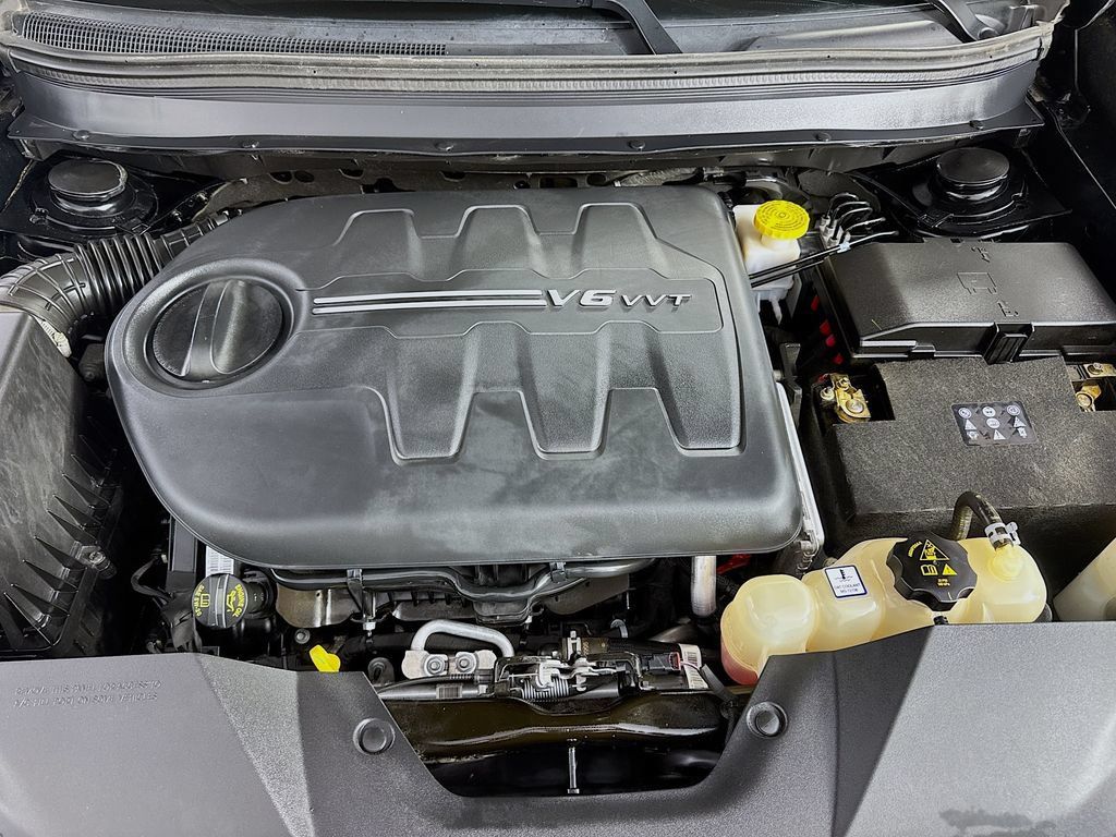 Used 2020 Jeep Cherokee Limited AWD/4WD image 37