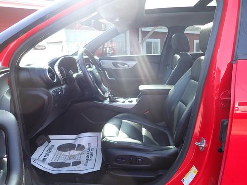 Used 2019 Chevrolet Blazer LT w/ Sun and Wheels Package image 8