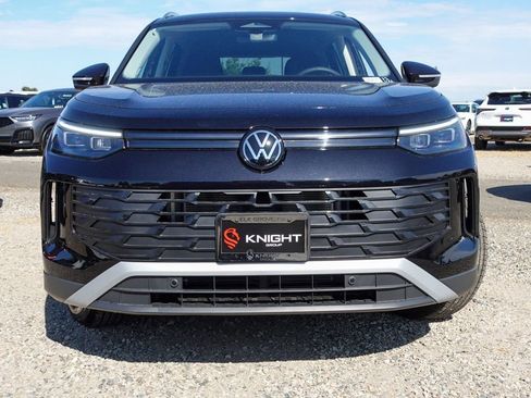 New 2025 Volkswagen Tiguan S image 4