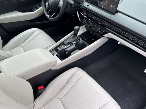 New 2026 Honda Accord EX-L image 17