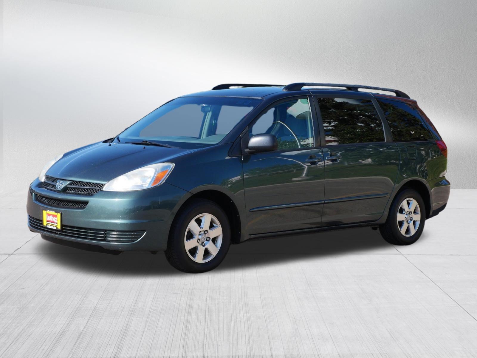 Used 2005 Toyota Sienna CE FWD image 3