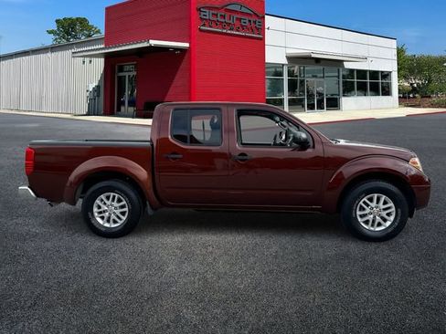 Used 2016 Nissan Frontier SV w/ SV Value Truck Package image 6