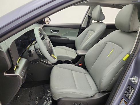 Used 2024 Hyundai Kona Limited FWD image 15