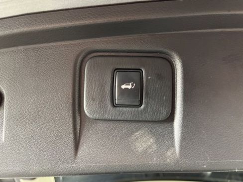 Used 2019 Nissan Murano Platinum w/ Cargo Package image 53