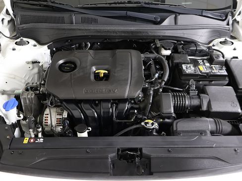 Used 2022 Kia Forte LXS FWD image 18