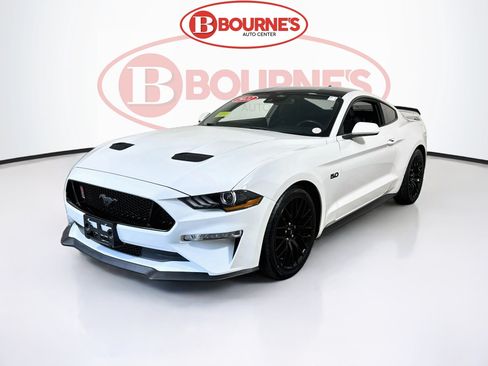 Used 2022 Ford Mustang GT w/ GT Performance Package RWD image 4