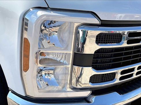 Used 2024 Ford F250 XLT w/ FX4 Off-Road Package image 26