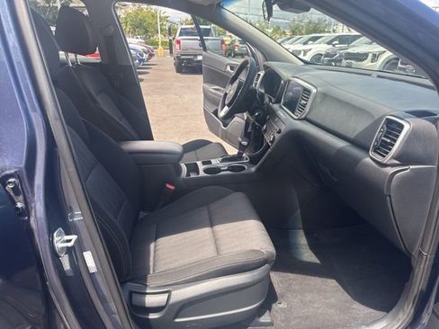 Used 2022 Kia Sportage LX FWD image 15