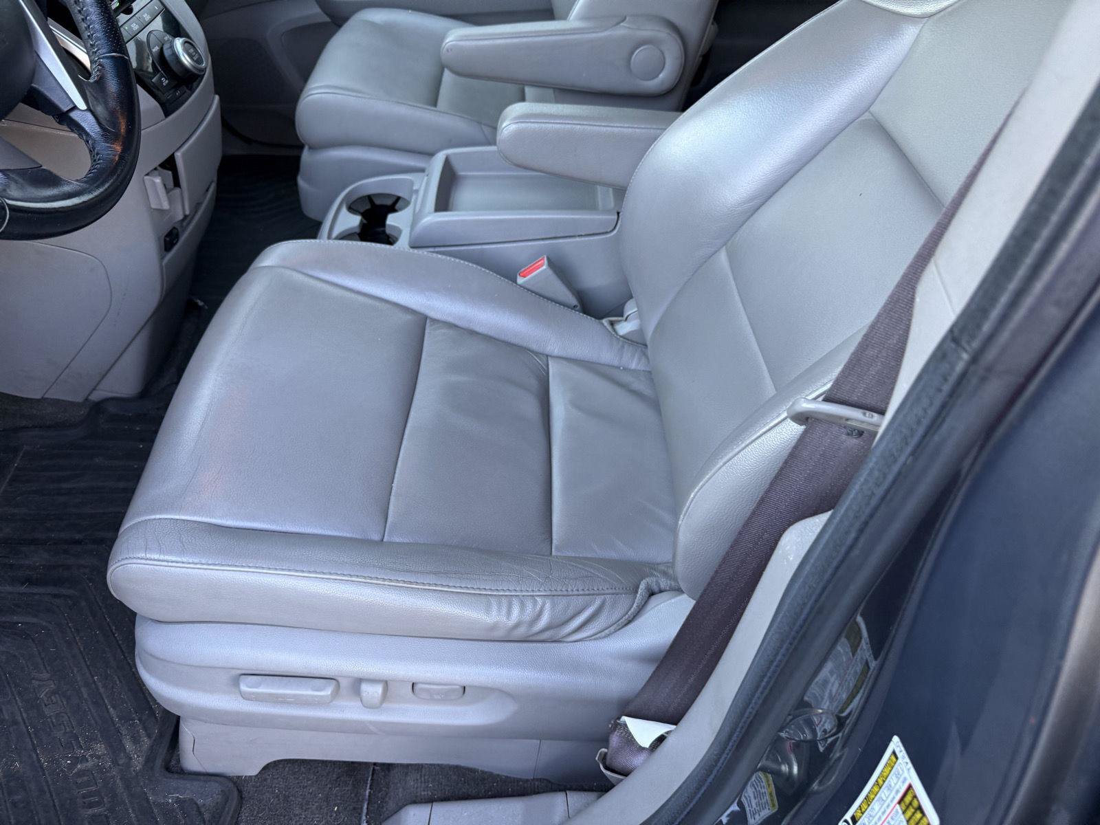 Used 2013 Honda Odyssey EX-L image 25
