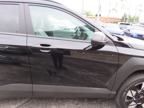 Used 2025 Hyundai Kona SEL AWD/4WD image 43