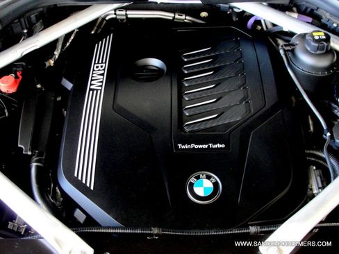 Used 2022 BMW X5 xDrive40i w/ M Sport Package AWD/4WD image 71