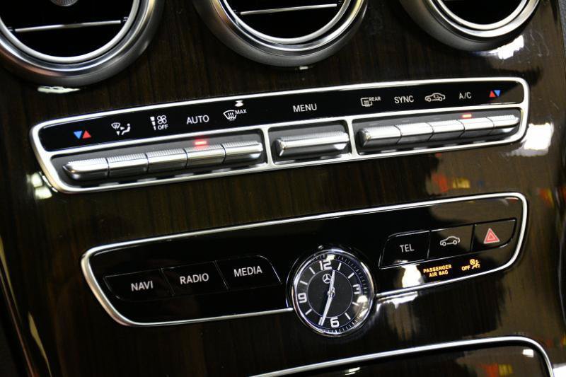 Used 2019 Mercedes-Benz C 300 4MATIC Sedan image 44
