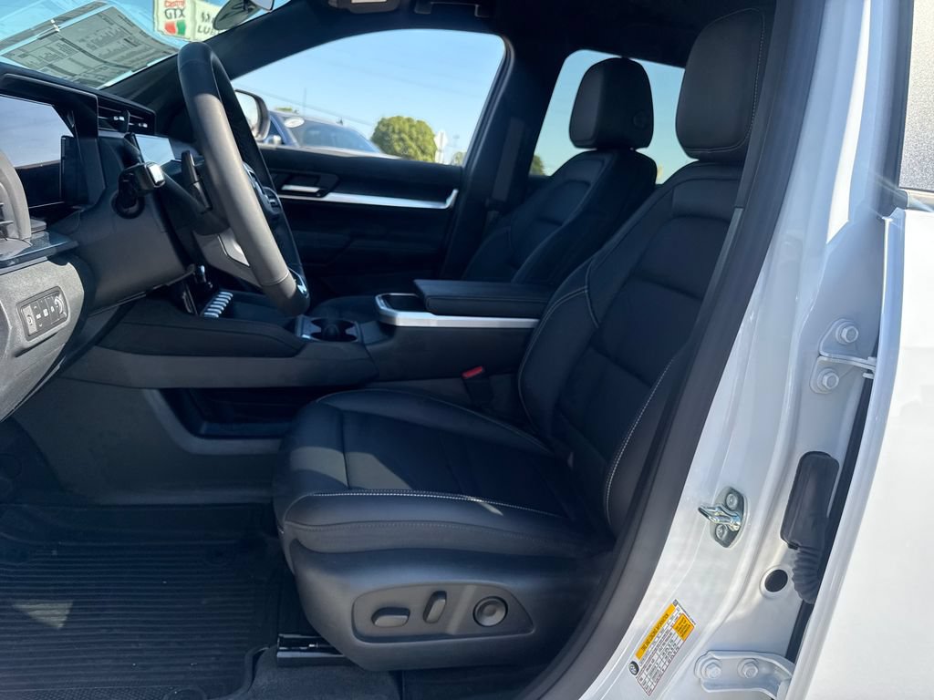 New 2027 GMC Terrain Elevation w/ Elevation Premium Package FWD image 14